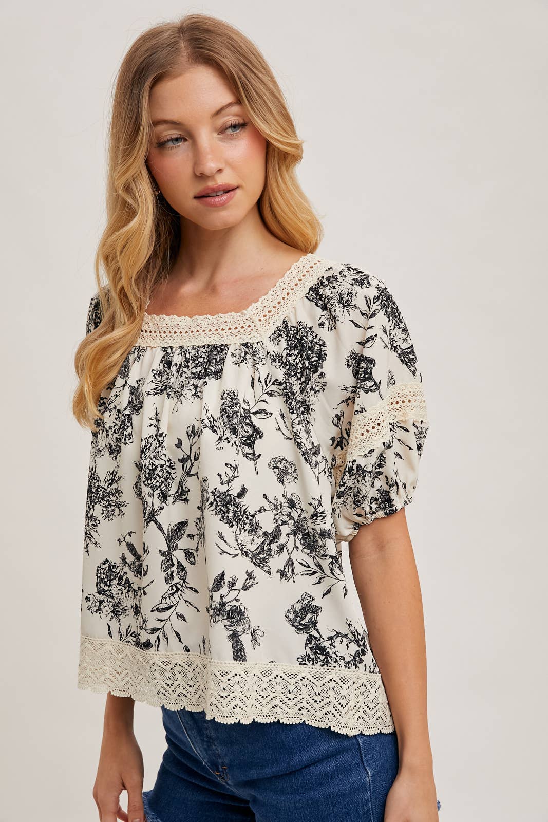 Floral Puff Sleeve Blouse