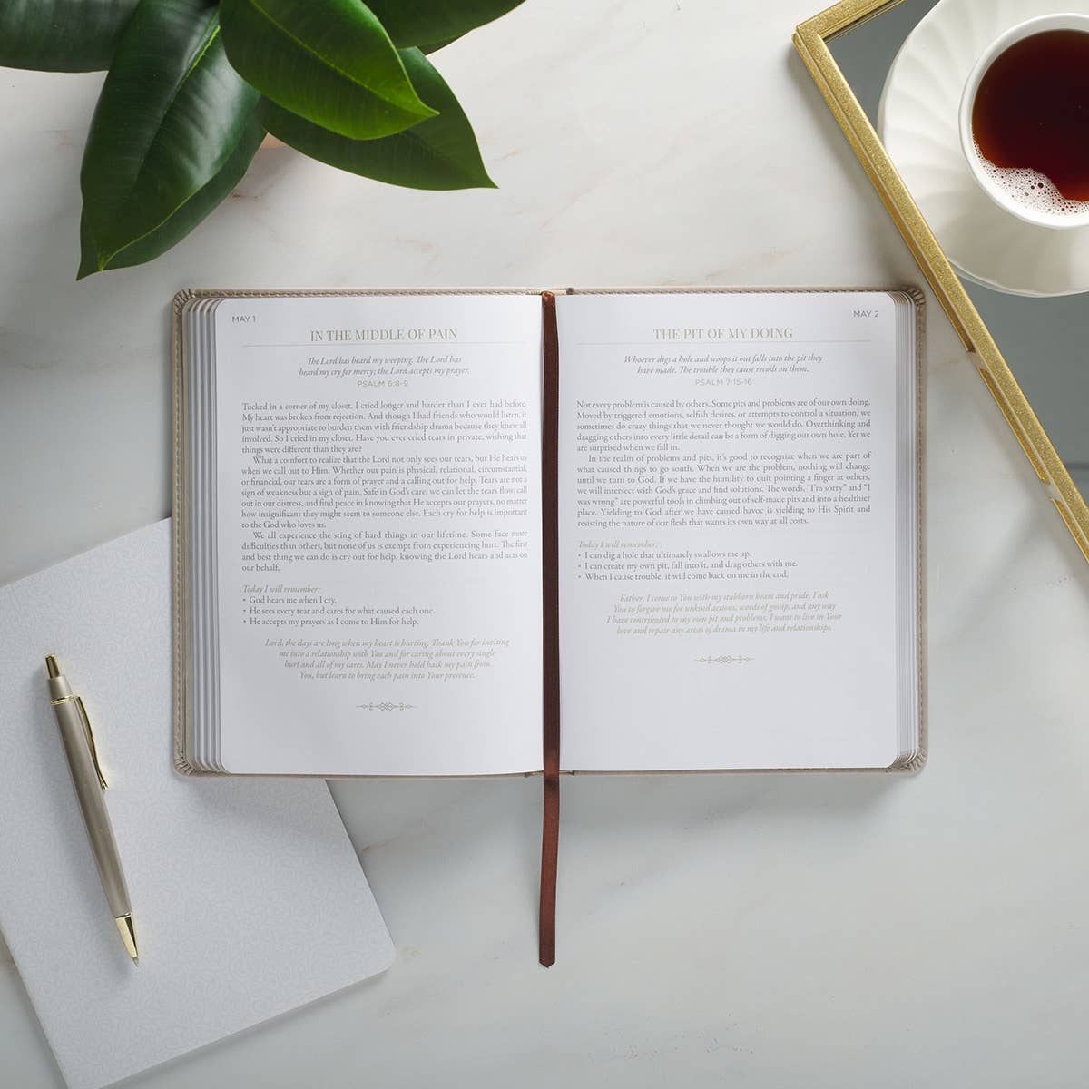 Devotional 10 Minutes with God for Women Faux Leather