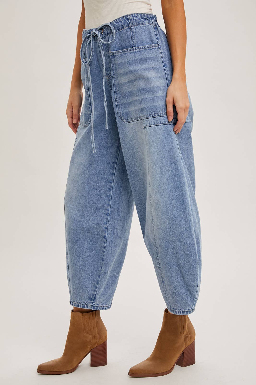 Mid-Waist Barrel Jeans