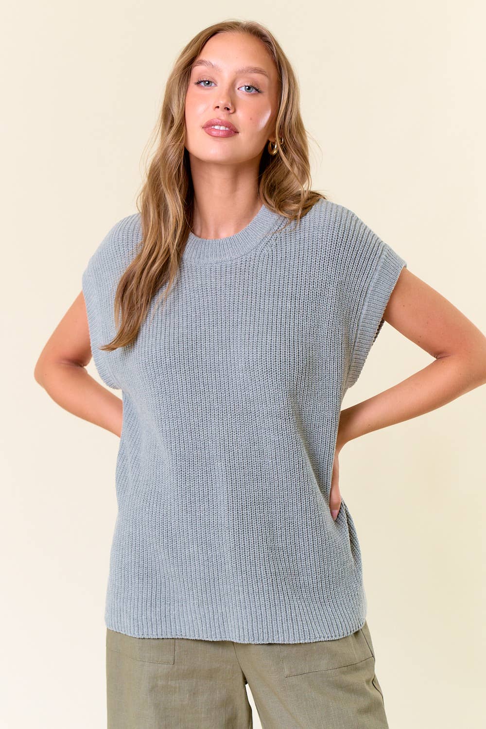 Round Neck Drop Shoulder Ribbed Sweater Vest