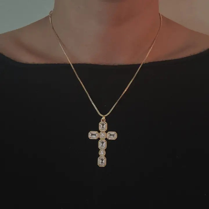 Vintage Sparkle Cross Pendant Necklace