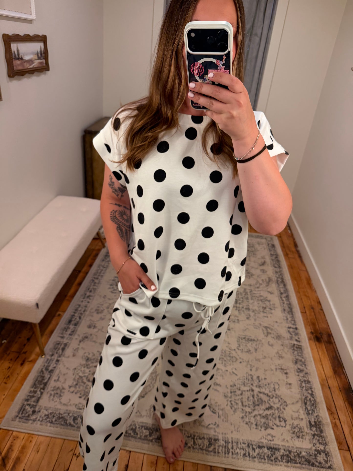 Contrast Dot Lounge Set