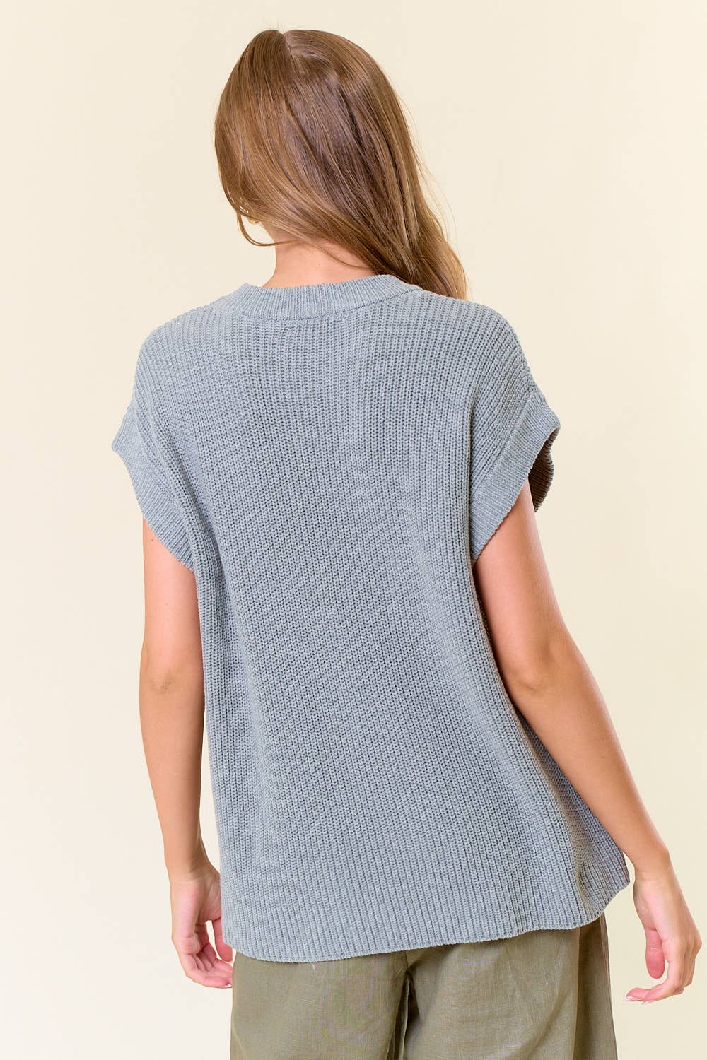 Round Neck Drop Shoulder Ribbed Sweater Vest